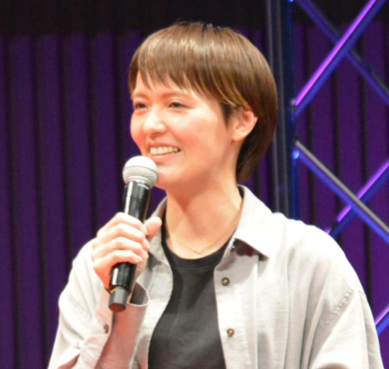 宮島ボートでトークイベントに登場した渡辺優美