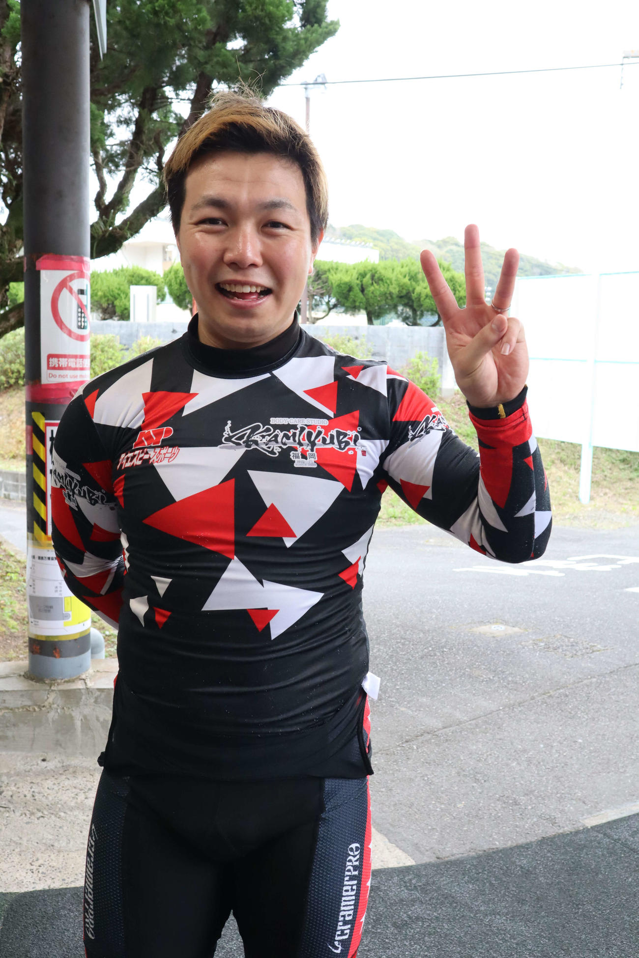 松岡辰泰がシリーズ3勝で締めた