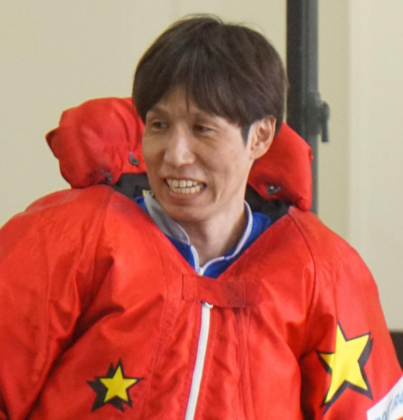 自慢のS攻勢で1M制圧を図る山田哲也