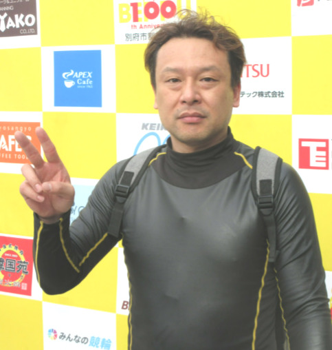通算200勝を達成した佐藤康恭