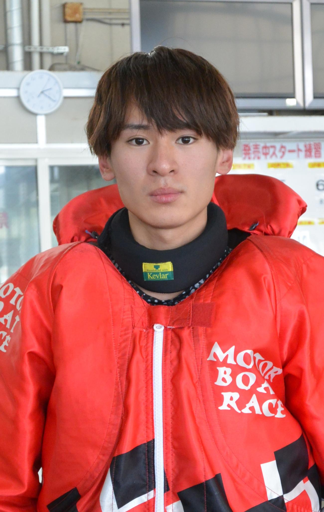 初優出の村上宗太郎が自らに気合のむちを入れる