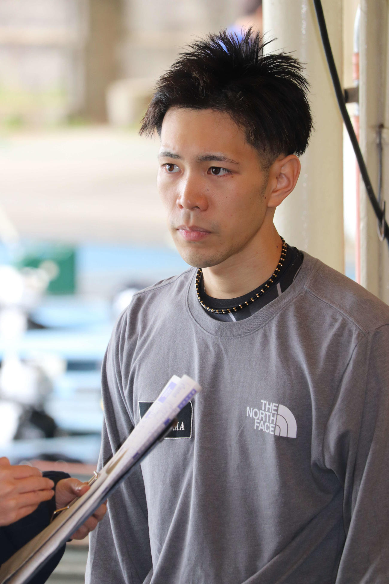 登玉隼百が反撃態勢を整えた（撮影・神田成史）