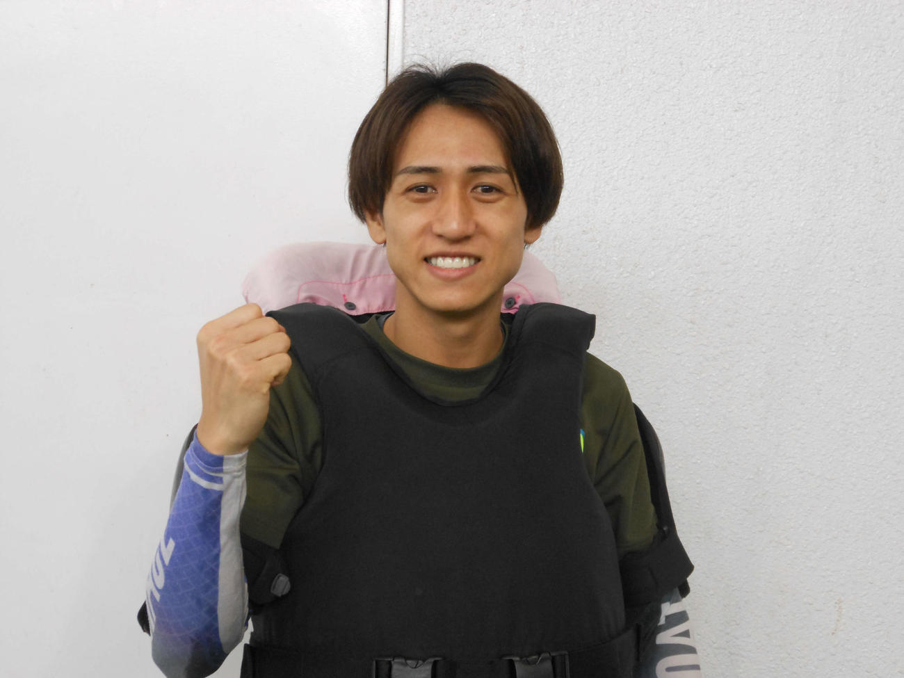 大江純が4Rに乗る
