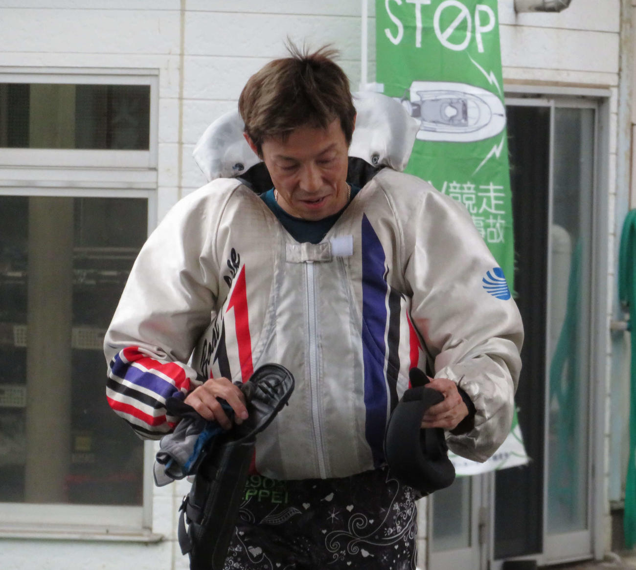 蜷川哲平は通算1000勝を逃して悔しい表情を見せた