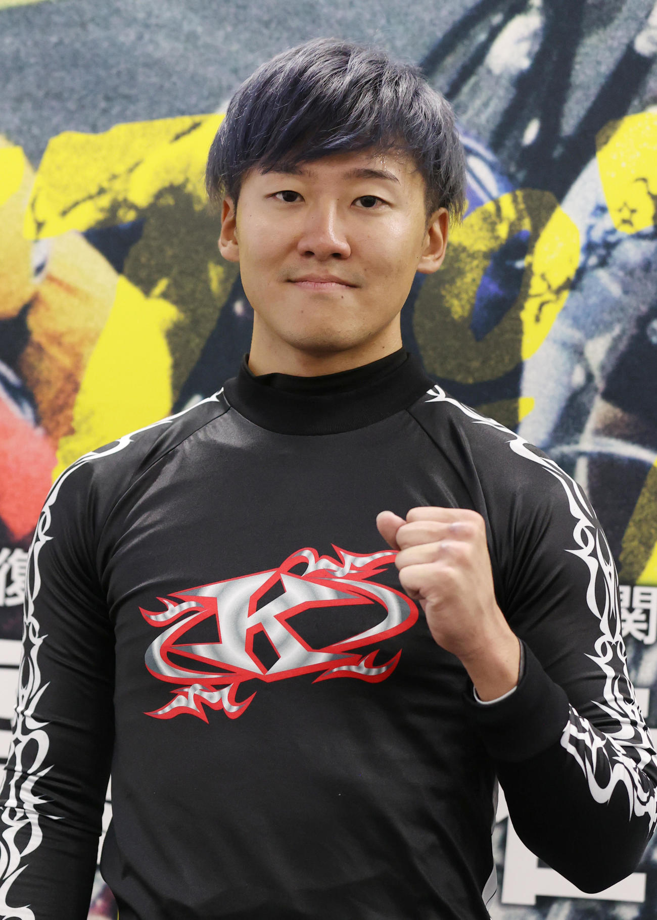 S級特選予選11Rで3着の真杉匠はガッツポーズする（撮影・柴田隆二）