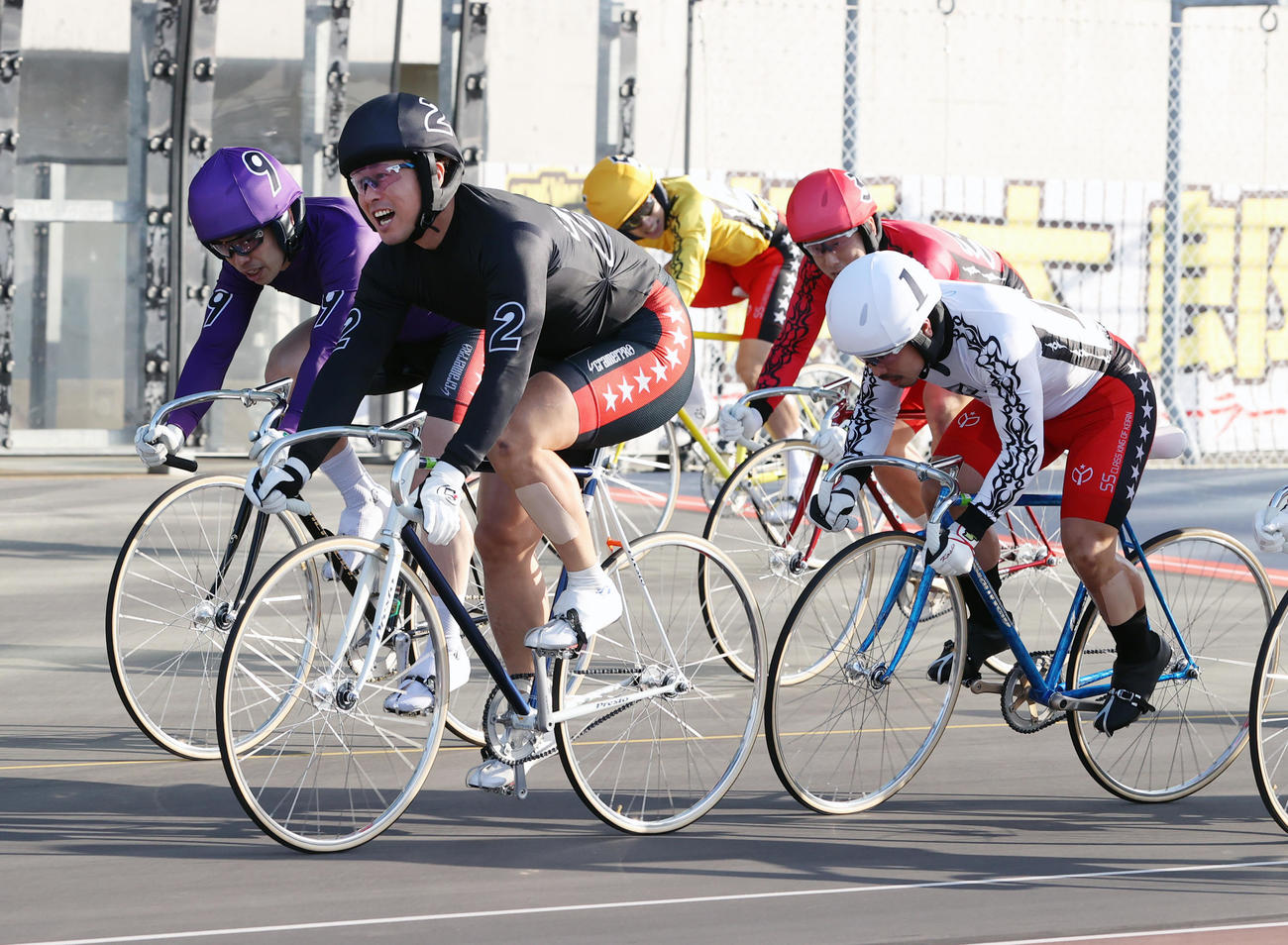 11R日本選手権決勝戦、1着平原康多（2）、岩本俊介（9）、3着古性優作（1）（撮影・柴田隆二）