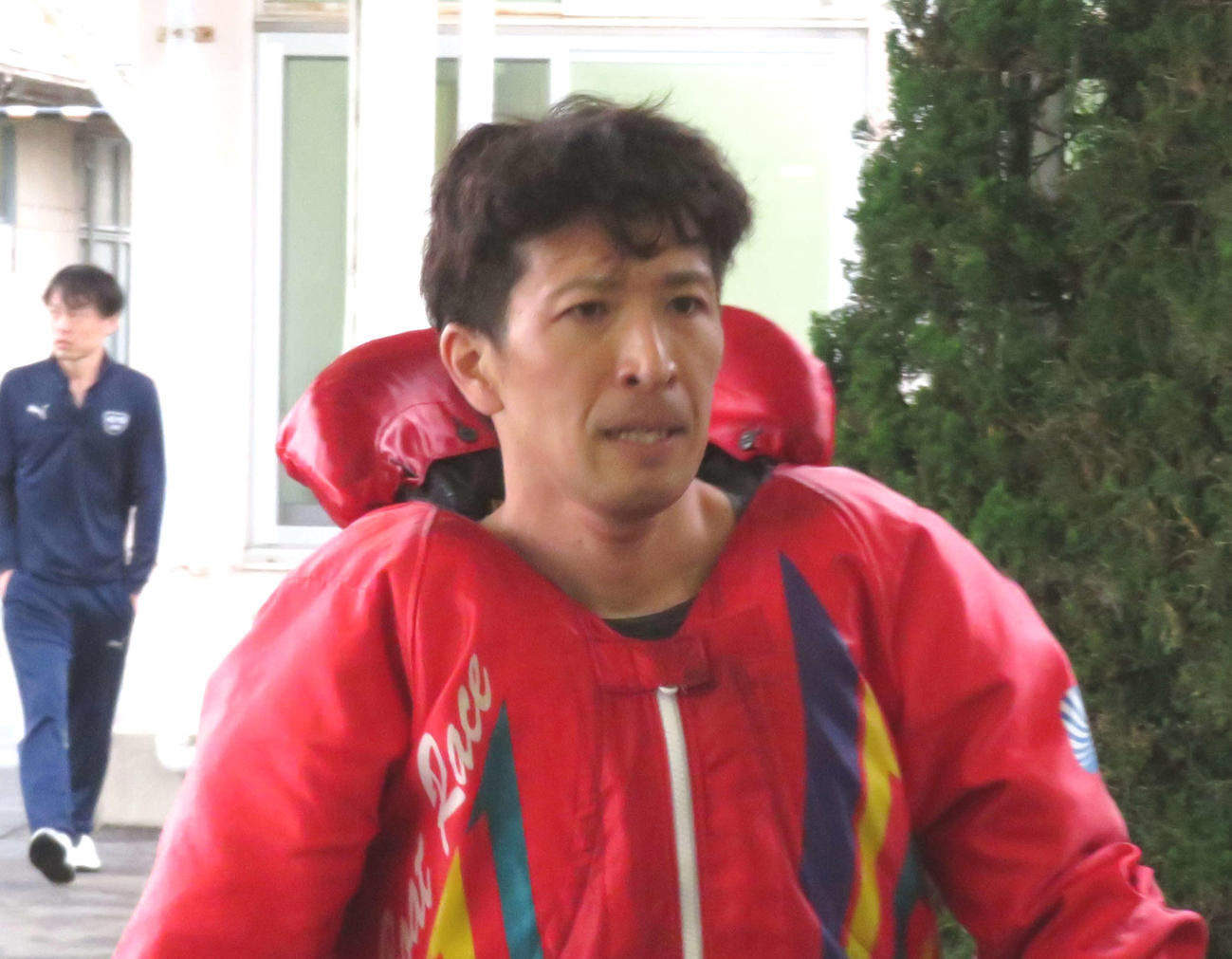 岡祐臣が無傷の3連勝で得点率トップに立った