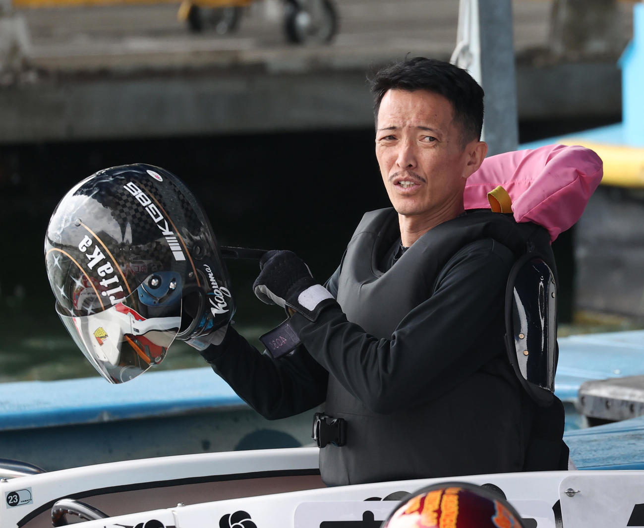 予選8Rで2着の森高一真は練習に向かう（撮影・柴田隆二）