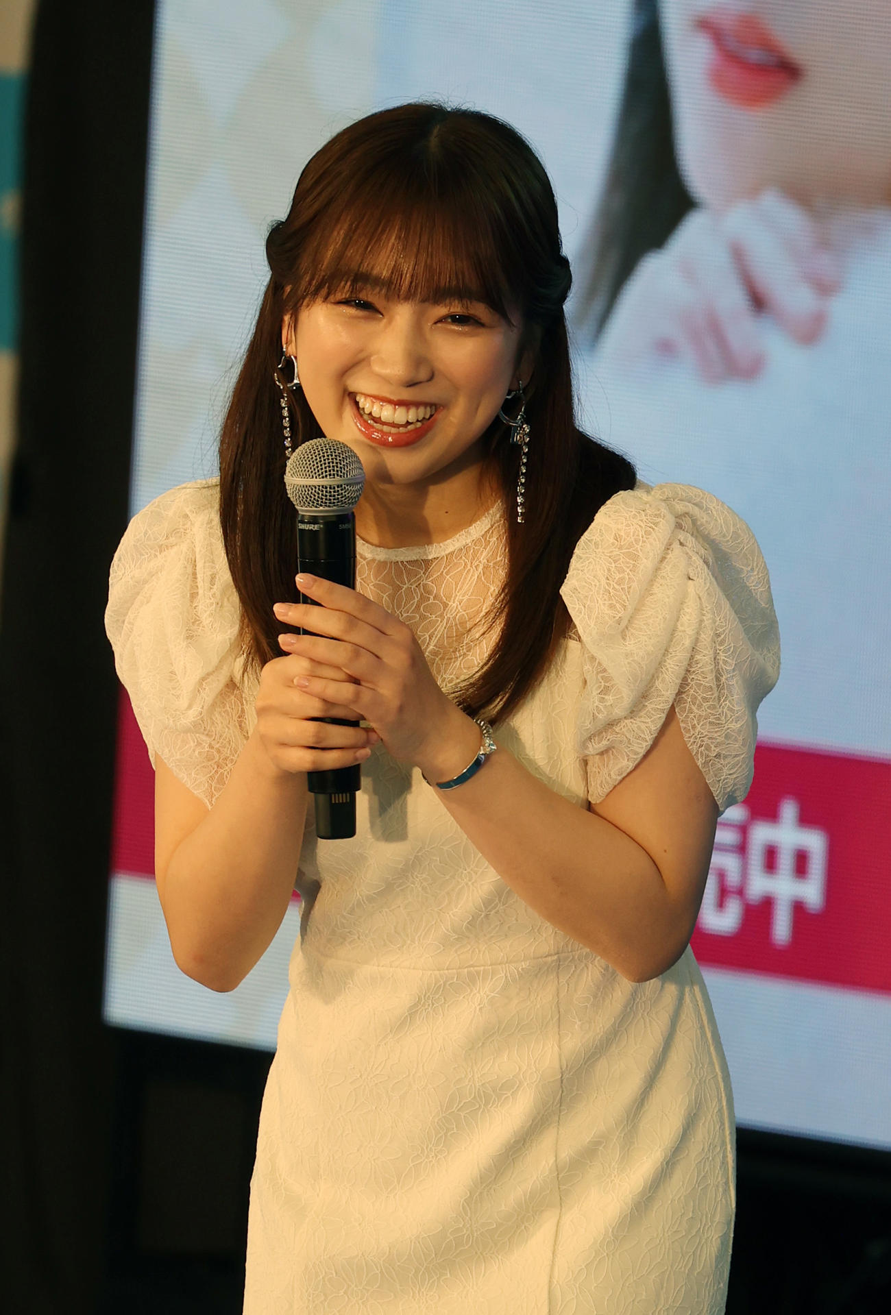 トークショーに登場した矢吹奈子（撮影・柴田隆二）