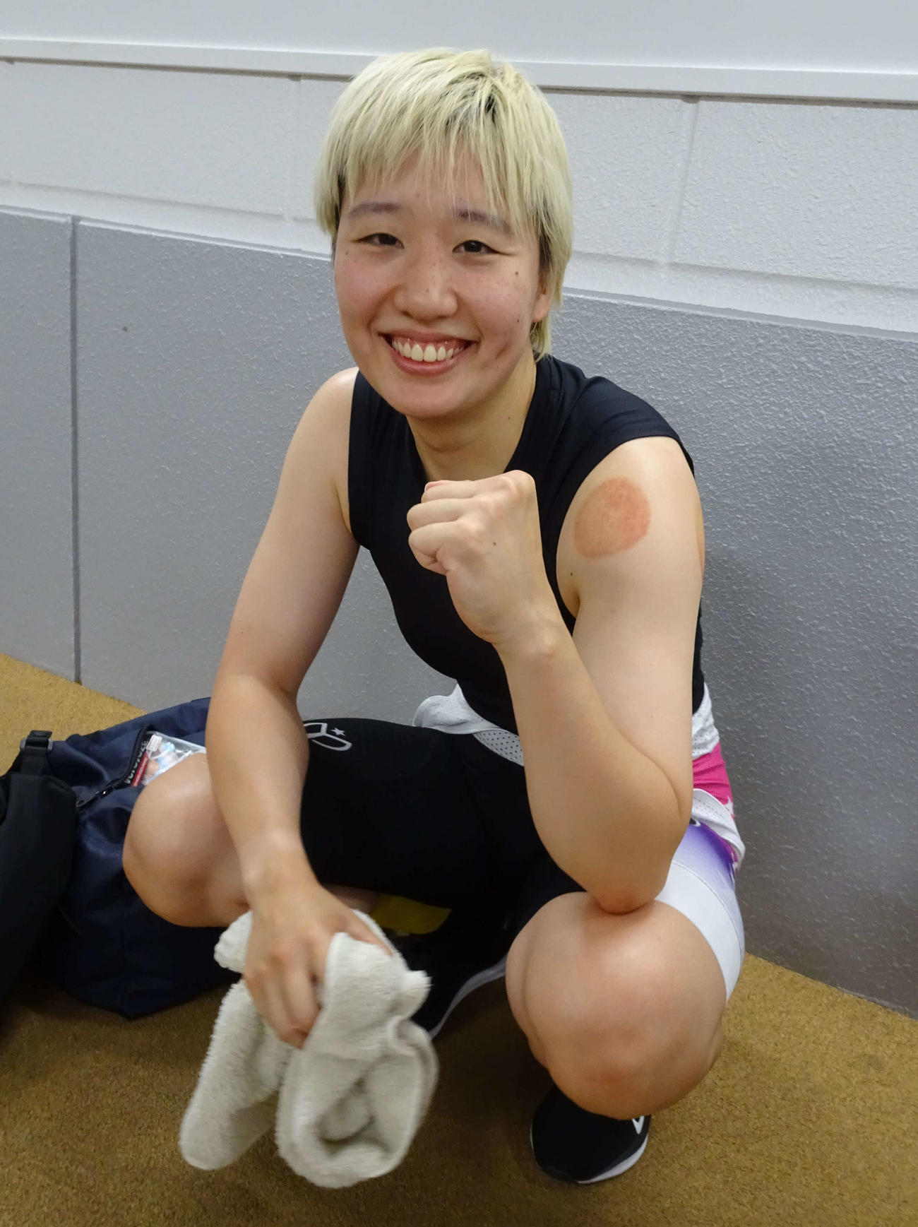 予1・6Rで久米詩をまくって1着スタートの岡本二菜