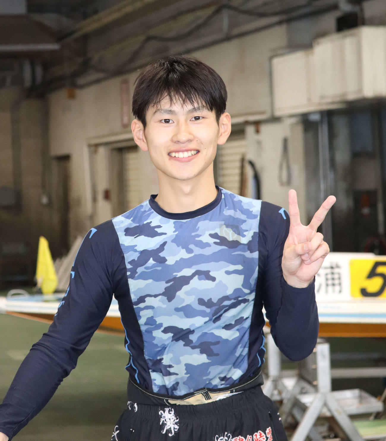 2日目7Rは中野仁照が白井英治を破る金星を挙げた（撮影・神田成史）