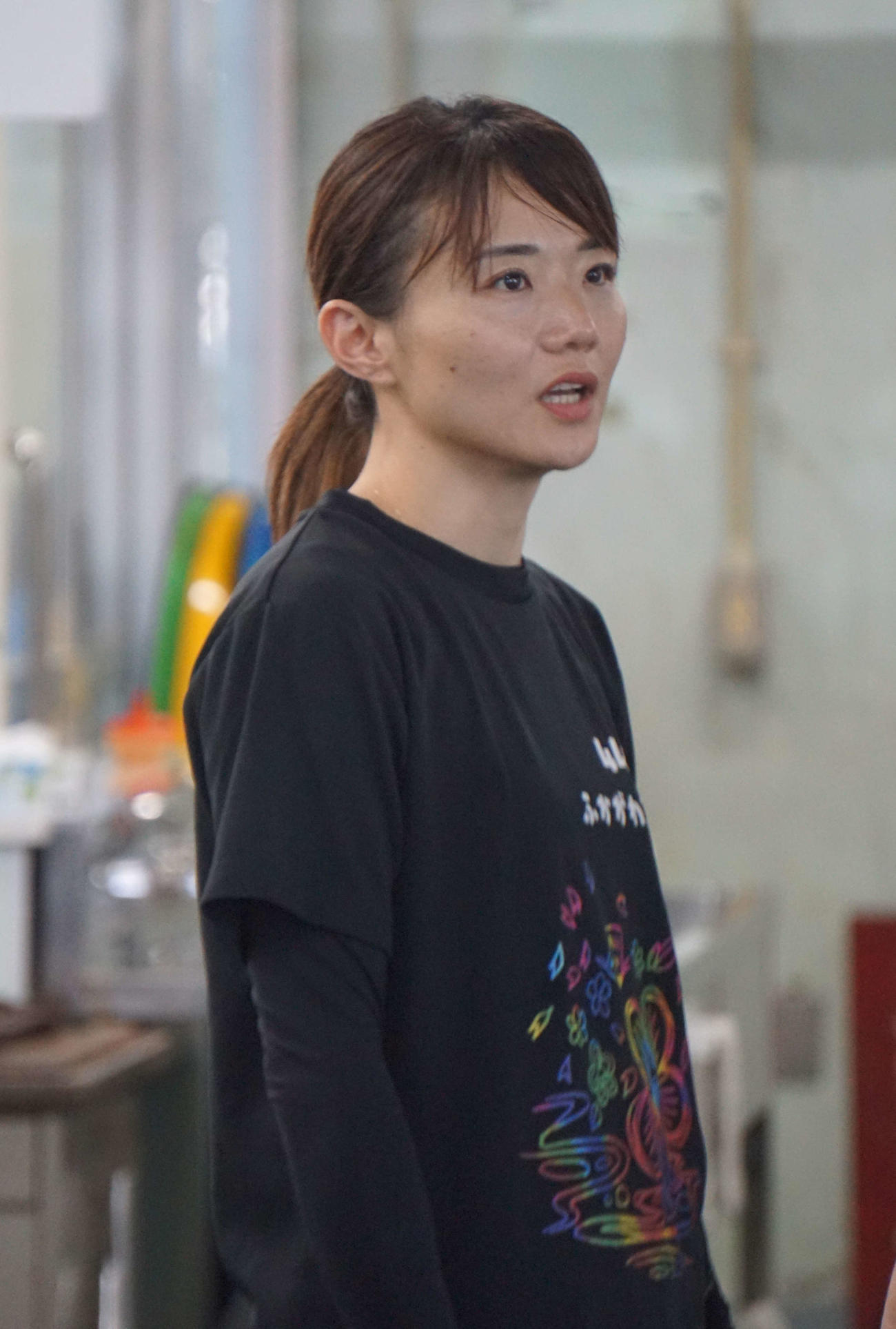 深川麻奈美が苦しみながらも予選を突破した
