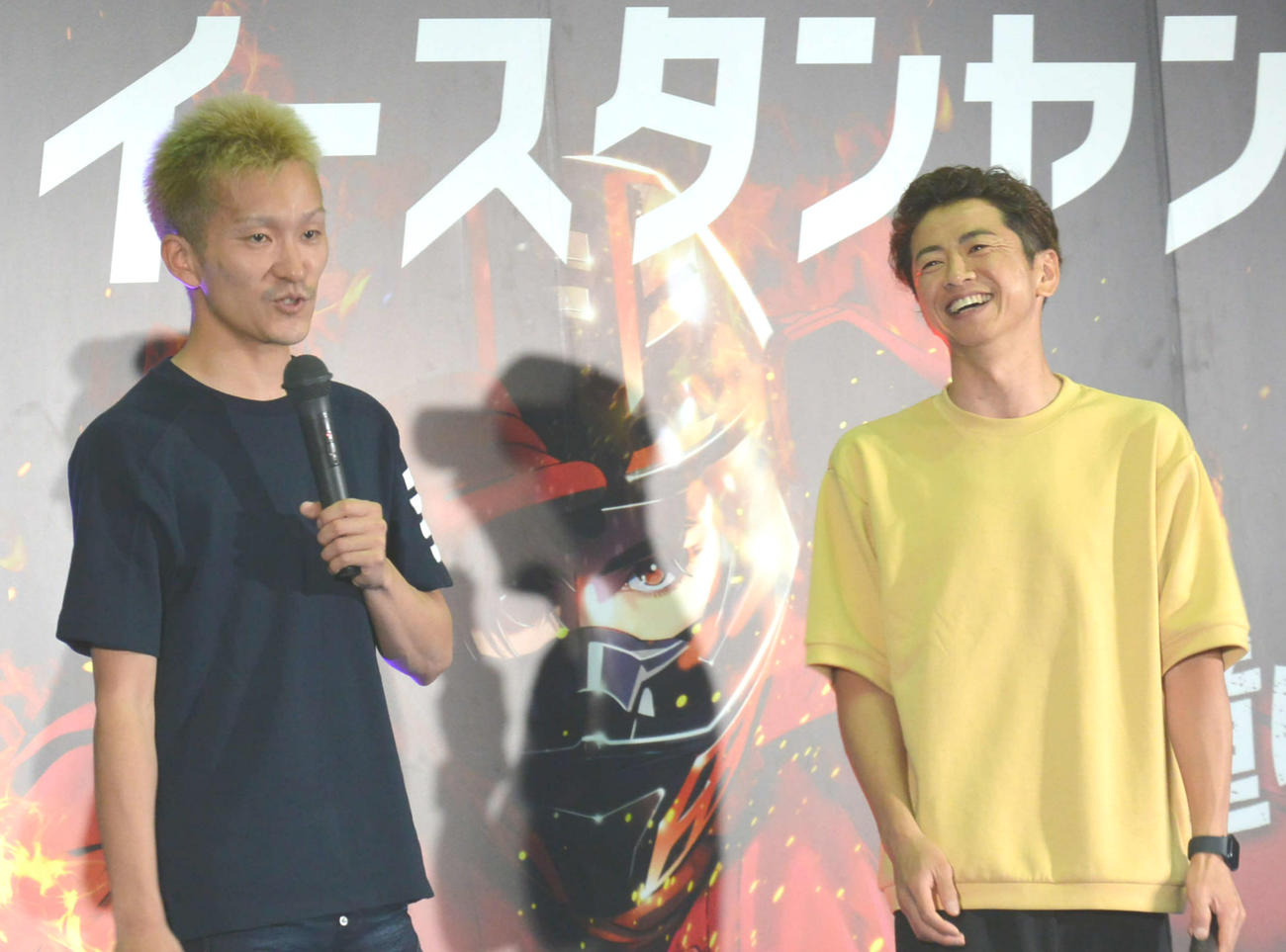 ポンコツ会トークショーで登壇した西山貴浩（左）と石野貴之