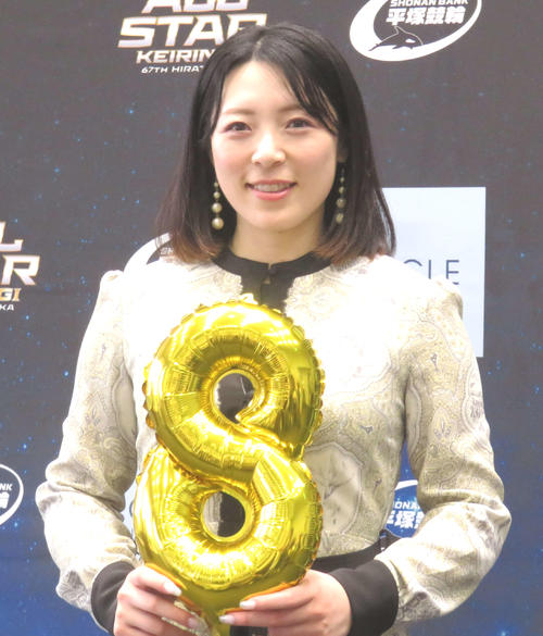 8年連続8度目のファン投票1位に輝いた児玉碧衣