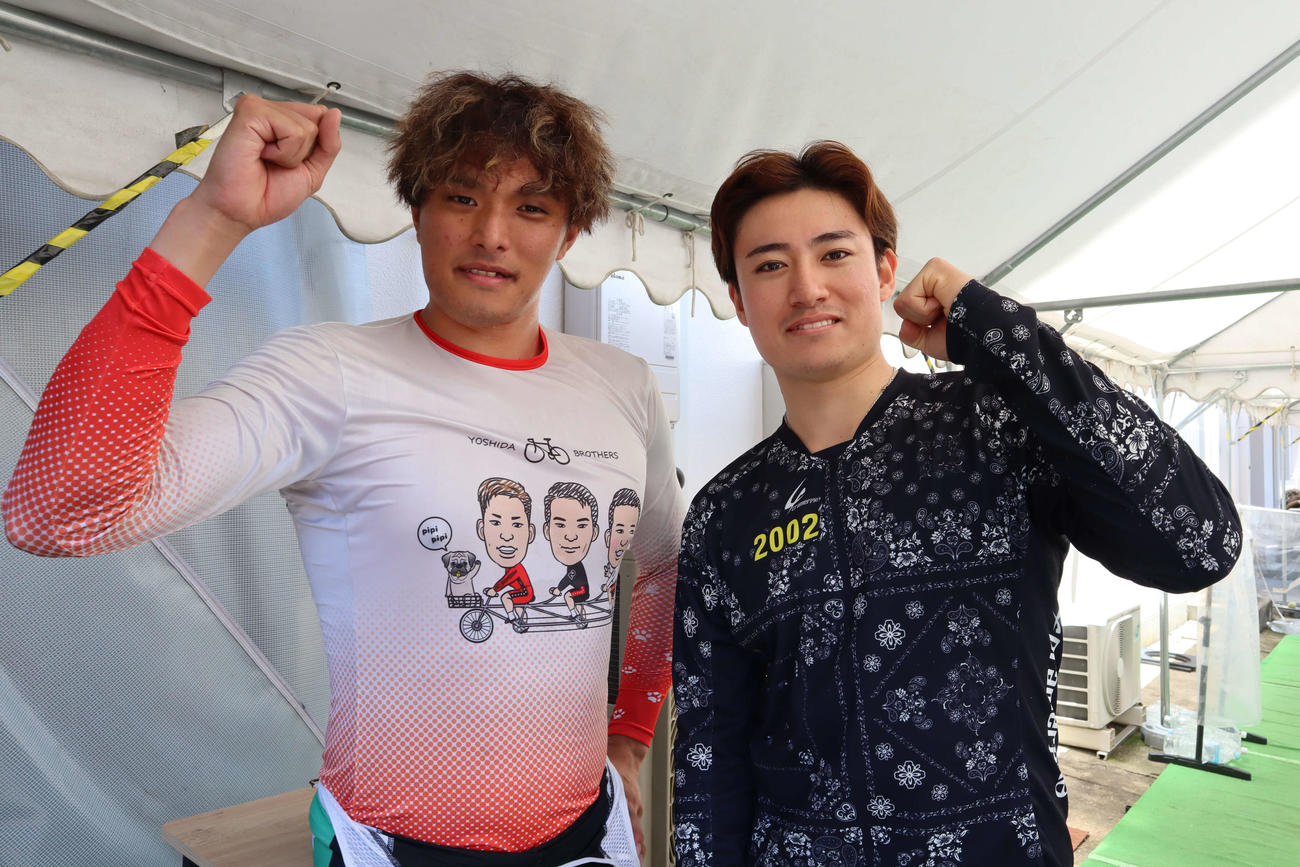 松本憲斗、秀之慎（右）が待望の初連係（撮影・音無剛）