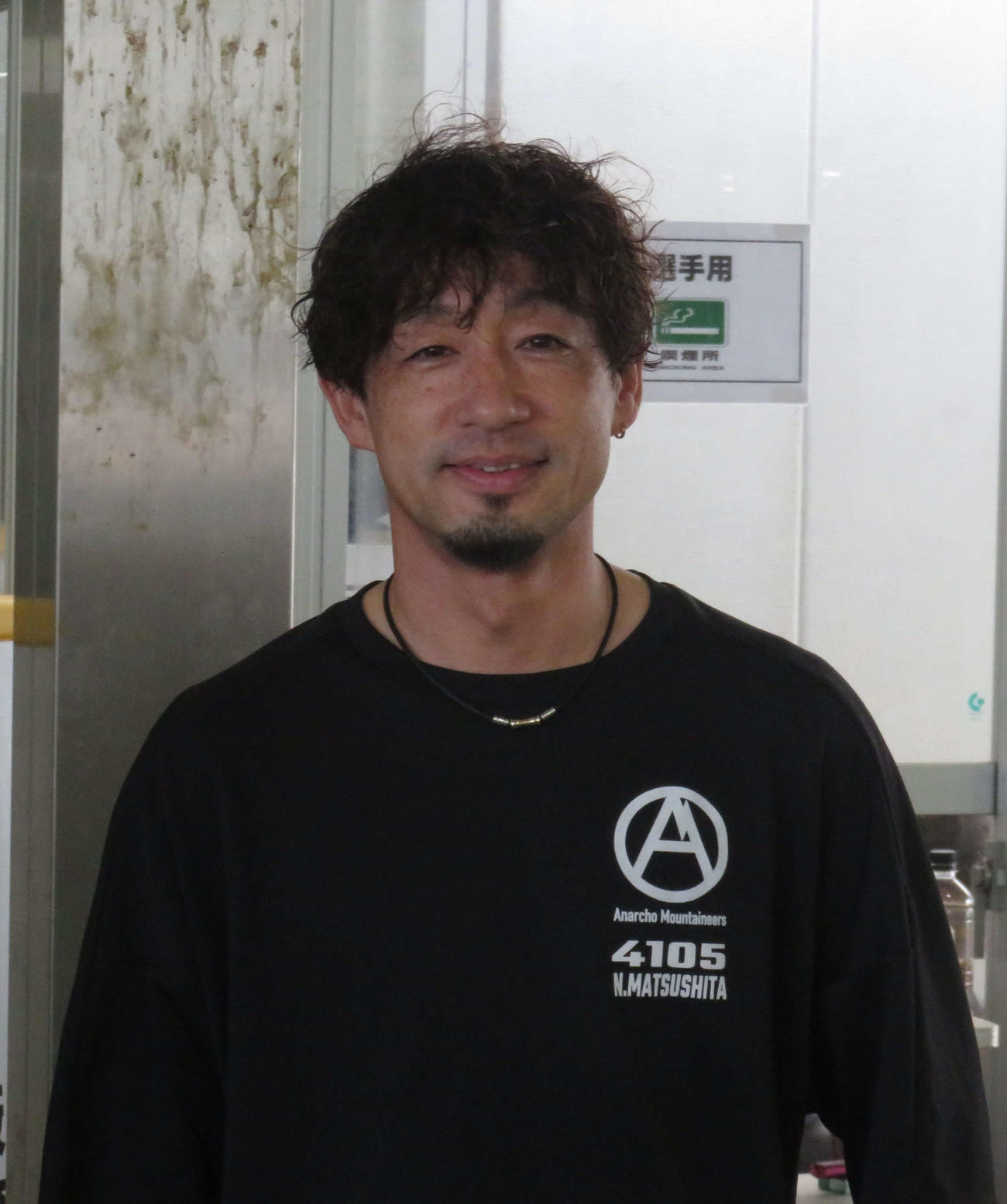 イン逃げ成功に安堵する松下直也