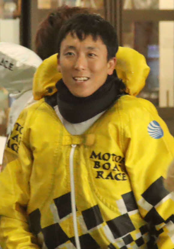 渡部悟が機力を上向かせて予選を突破した
