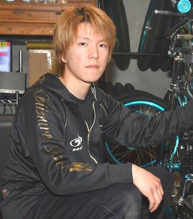 地元で今年8度目の優勝を目指す鈴木圭一郎