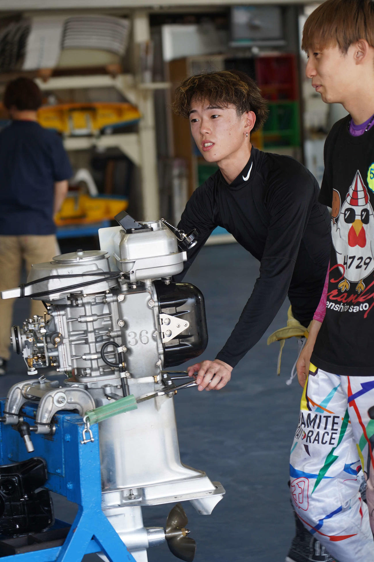 青木蓮（左）が2日目8Rで逃げて今節初勝利（右は津田陸翔）