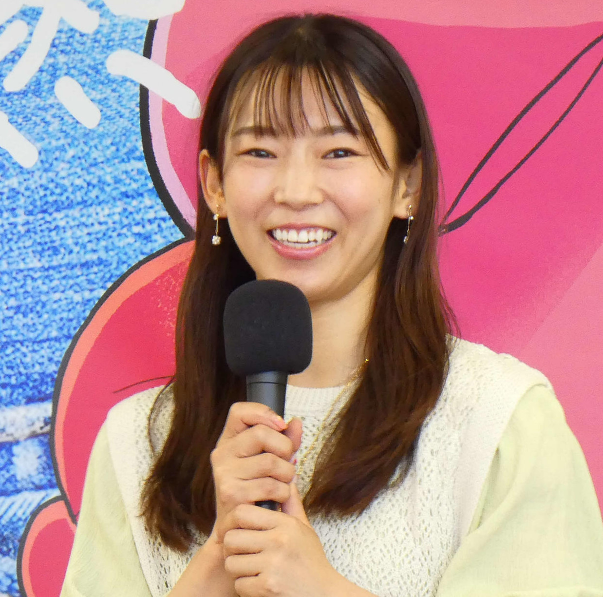 トークショーに登壇した守屋美穂（撮影・前原一樹）