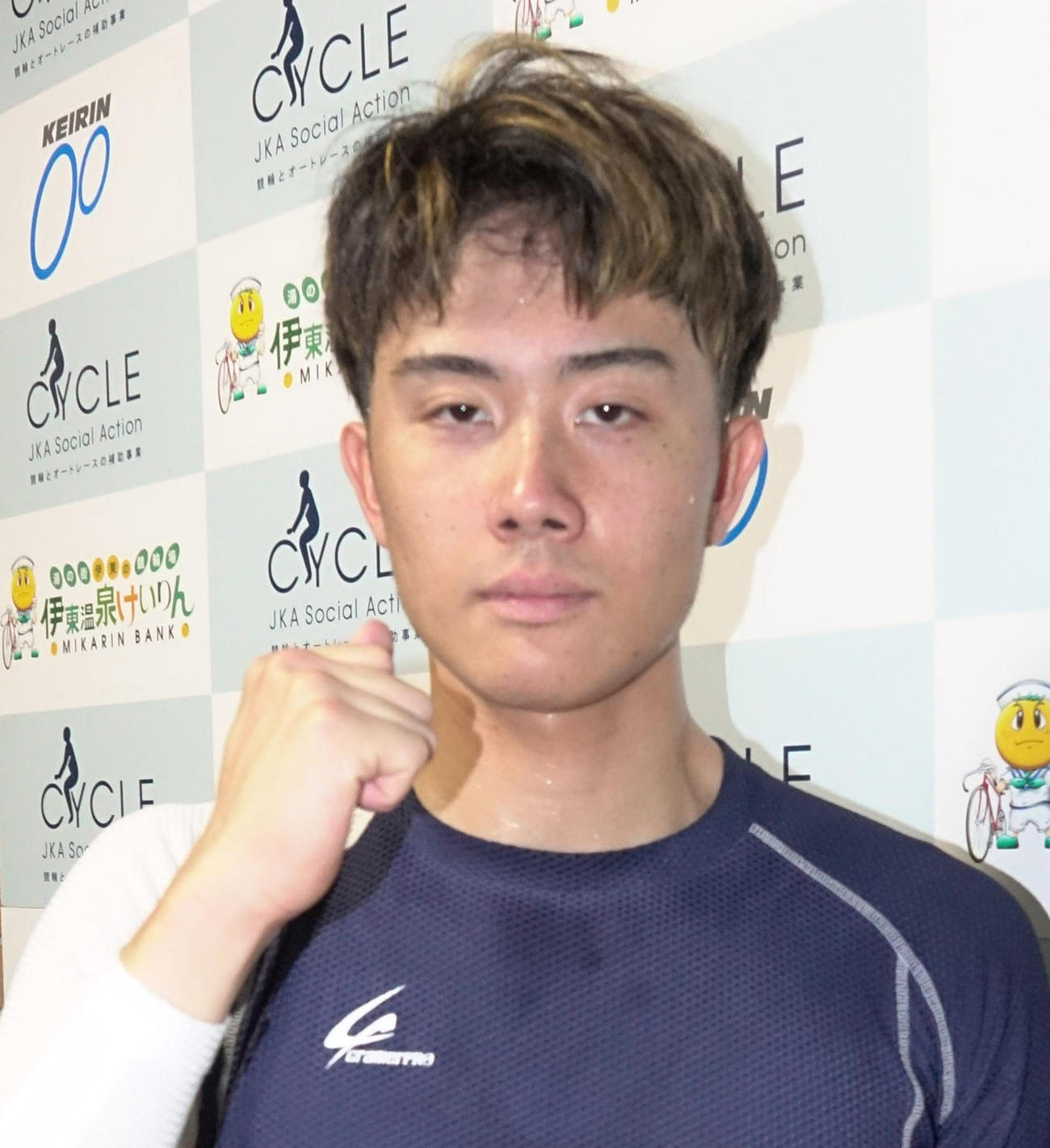 初日、逃げて1着スタートを切った斉藤英伊須＝2024／07／15