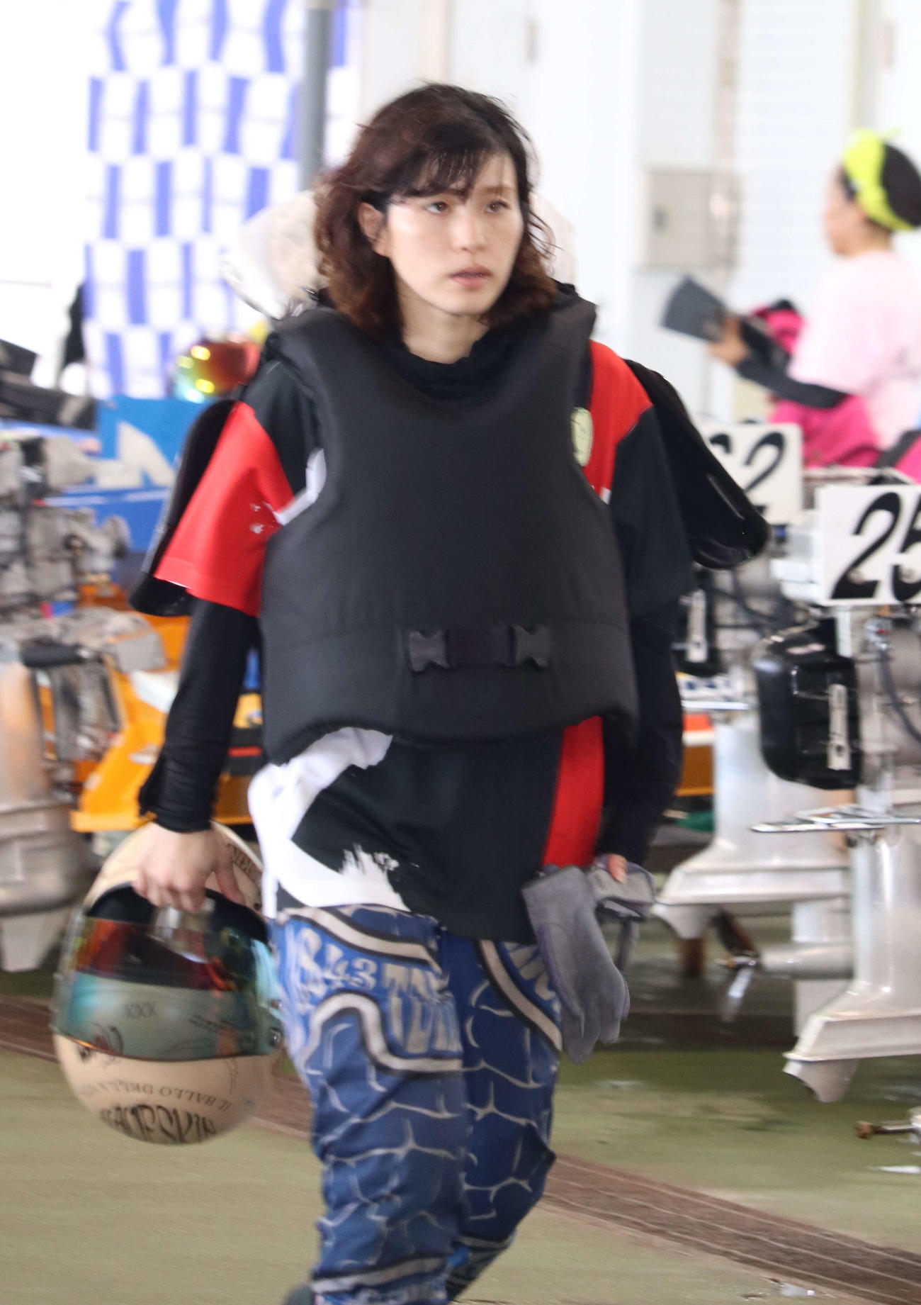 移籍後初の浜名湖水面に挑む深尾巴恵（撮影・神田成史）