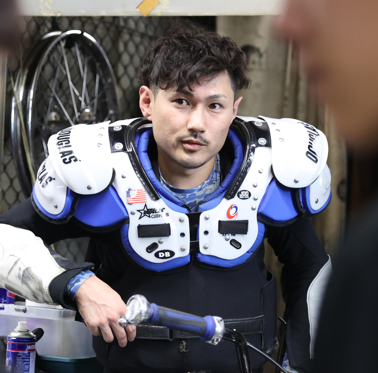 予選6Rで1着の吉松優輝（撮影・柴田隆二）