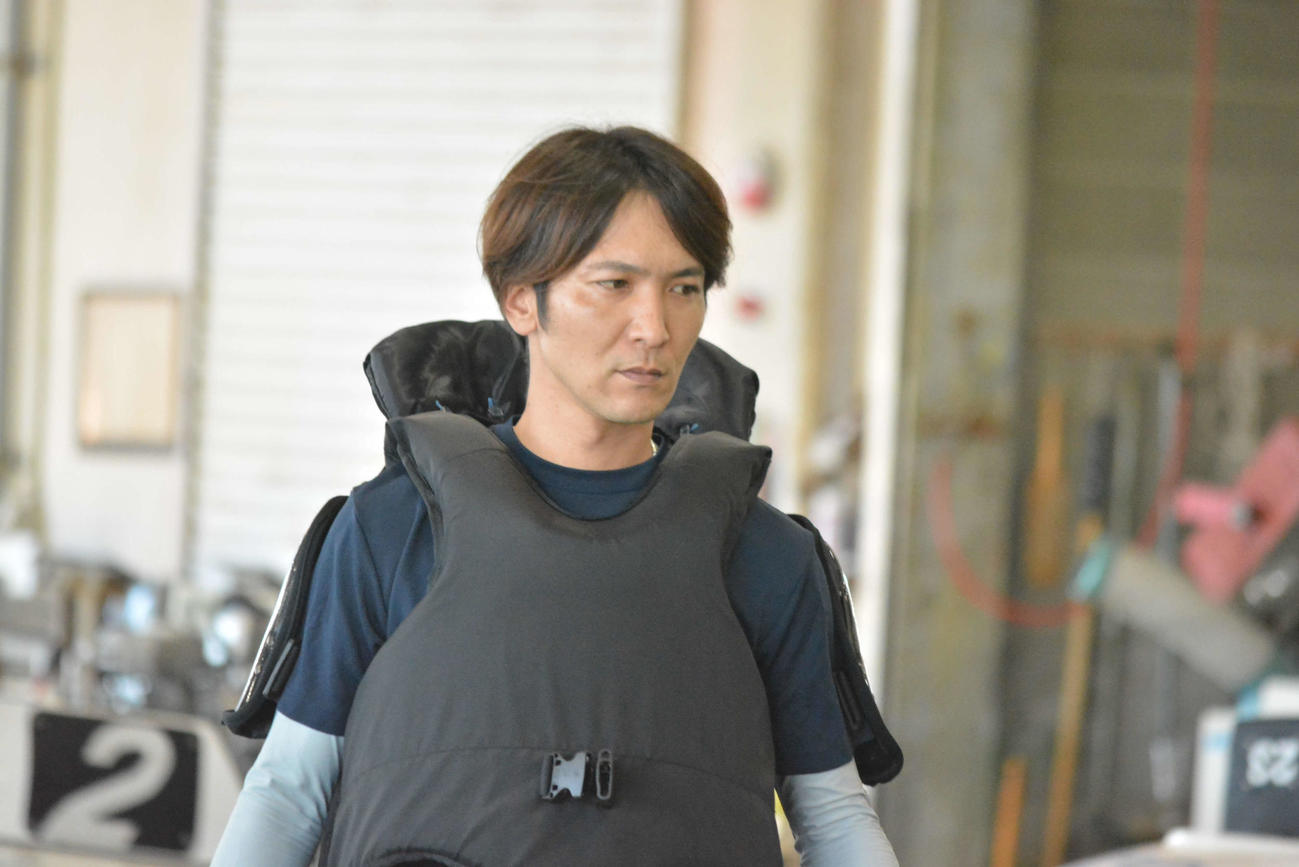3戦連続3着からシリーズ初勝利を収めた海野康志郎
