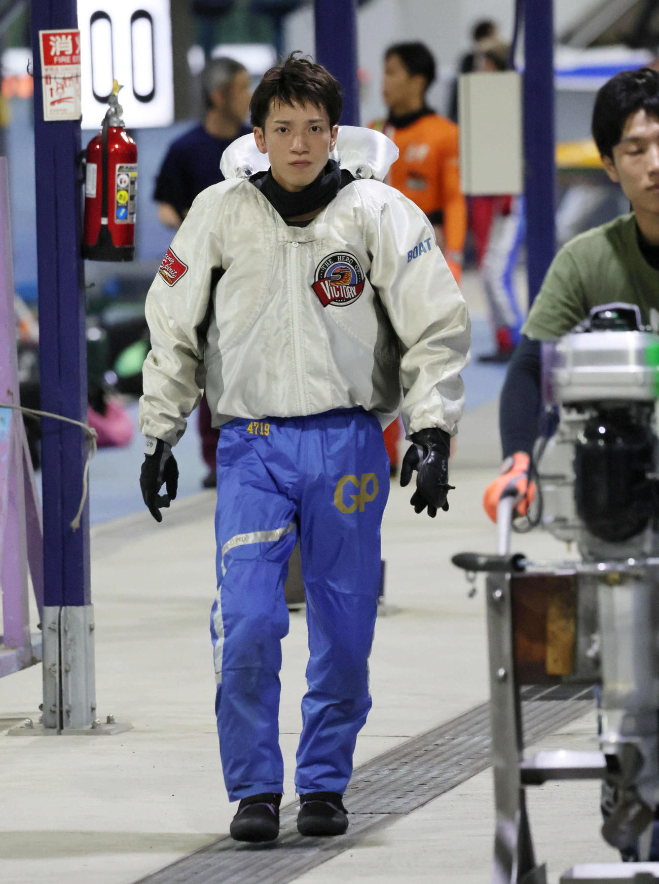 8Rを制した上條暢嵩（撮影・宮崎幸一）