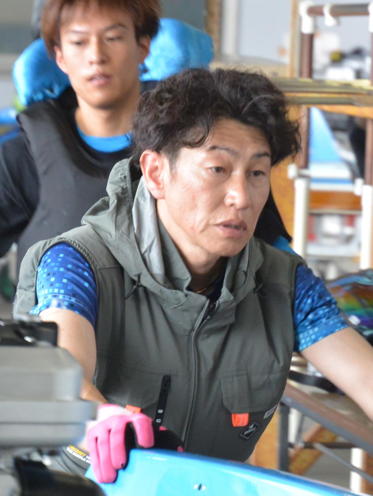 吉川元浩が軽快な走りで、予選トップ通過を決めた