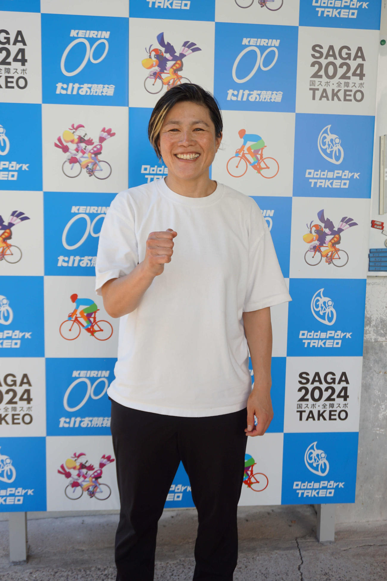 奥井迪がパワーを発揮して連勝で決勝に勝ち上がった