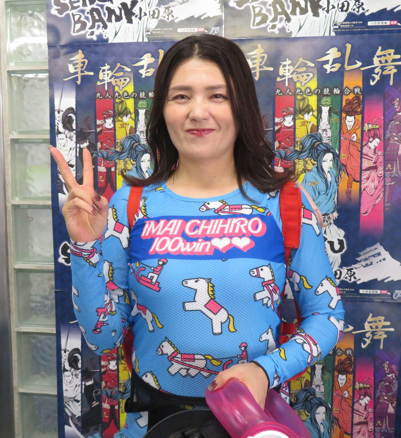 得意のモーニングで奮闘する豊岡英子（撮影・栗田文人）
