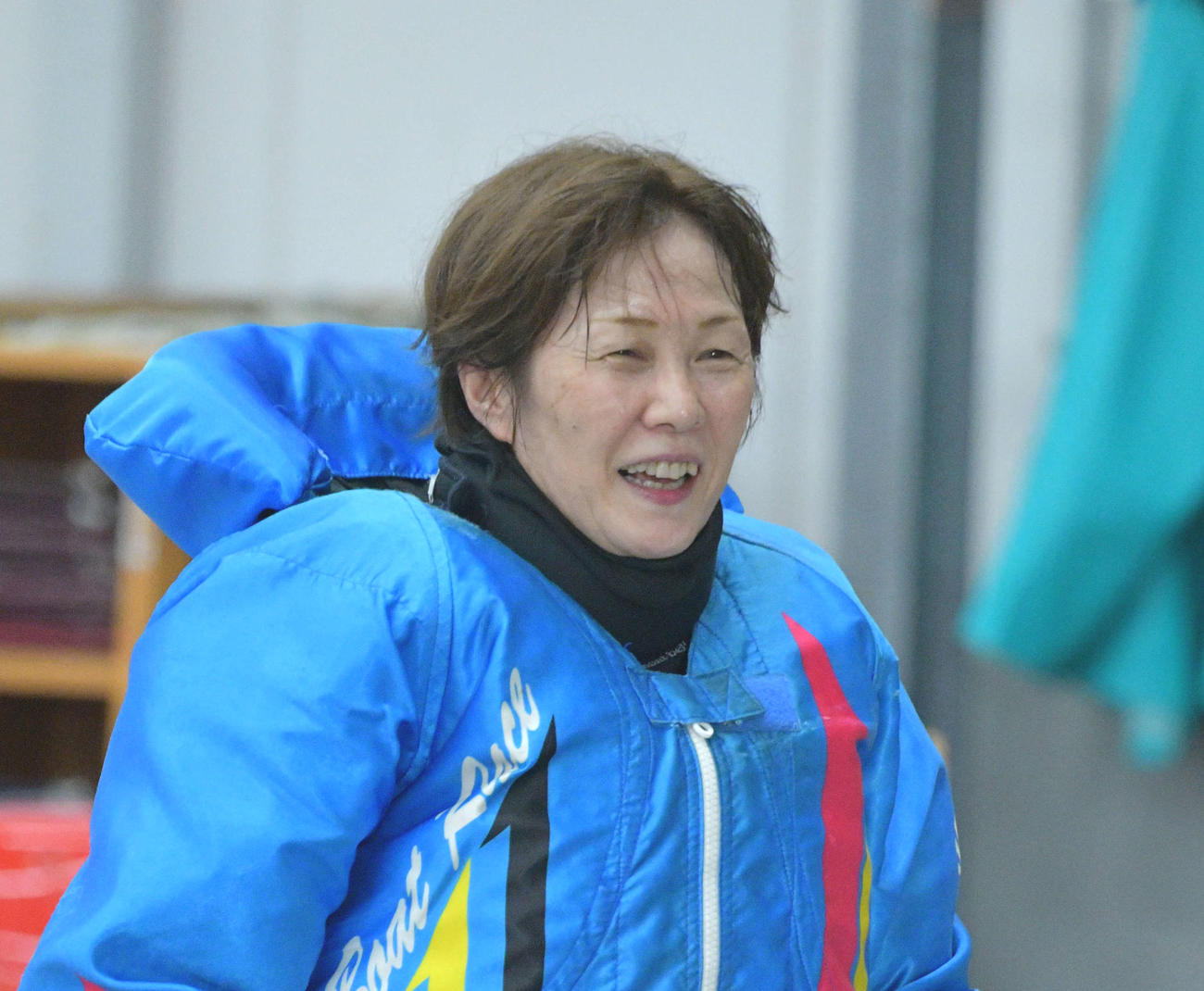 優勝して笑顔を見せる山川美由紀