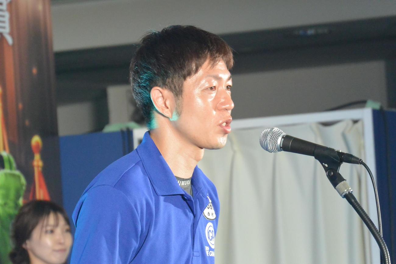 西村拓也は、遊覧船ミシガンでびわこ水面を攻略？