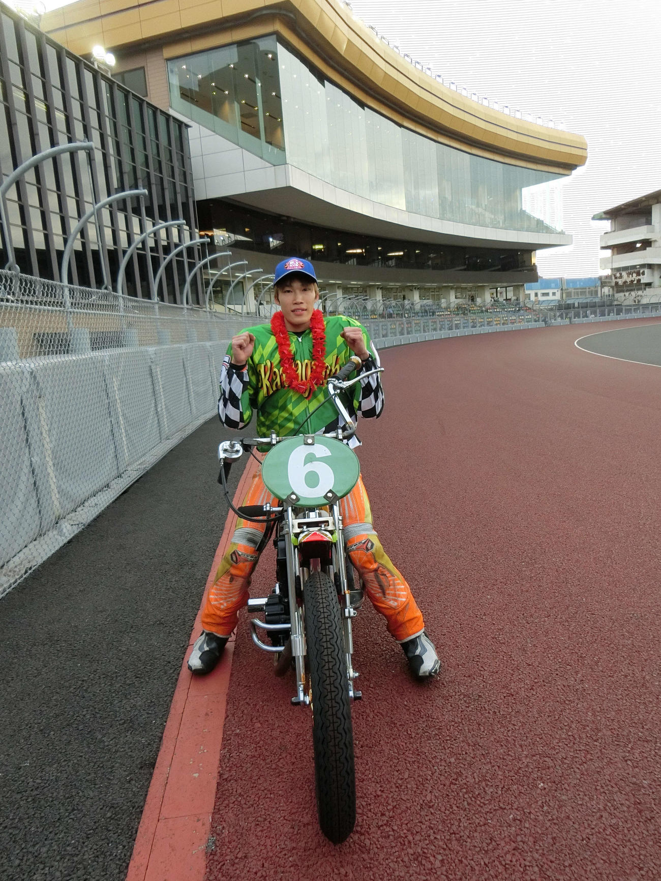 充実著しい佐藤励が危なげなく完全優勝を飾った（撮影・海老原実）