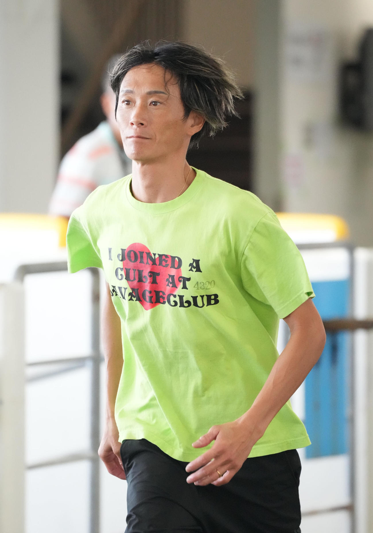 峰竜太（撮影・森本幸一）