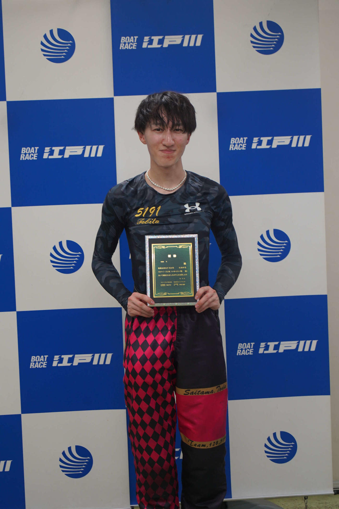 ルーキーシリーズ第14戦を優勝した飛田江己