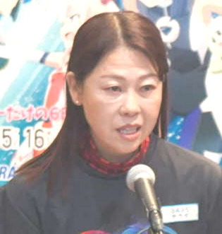 オープニングセレモニーであいさつする寺田千恵