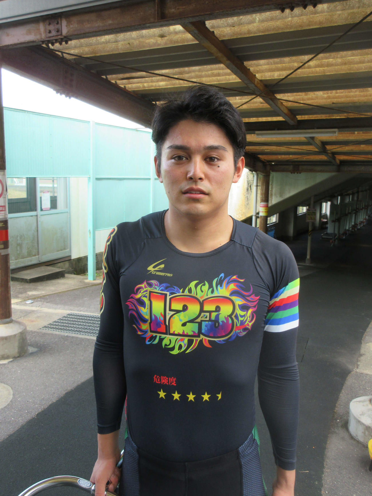 準決12R、1月に特昇後、パワーアップしている堀川敬太郎の押し切りは互角の狙いに