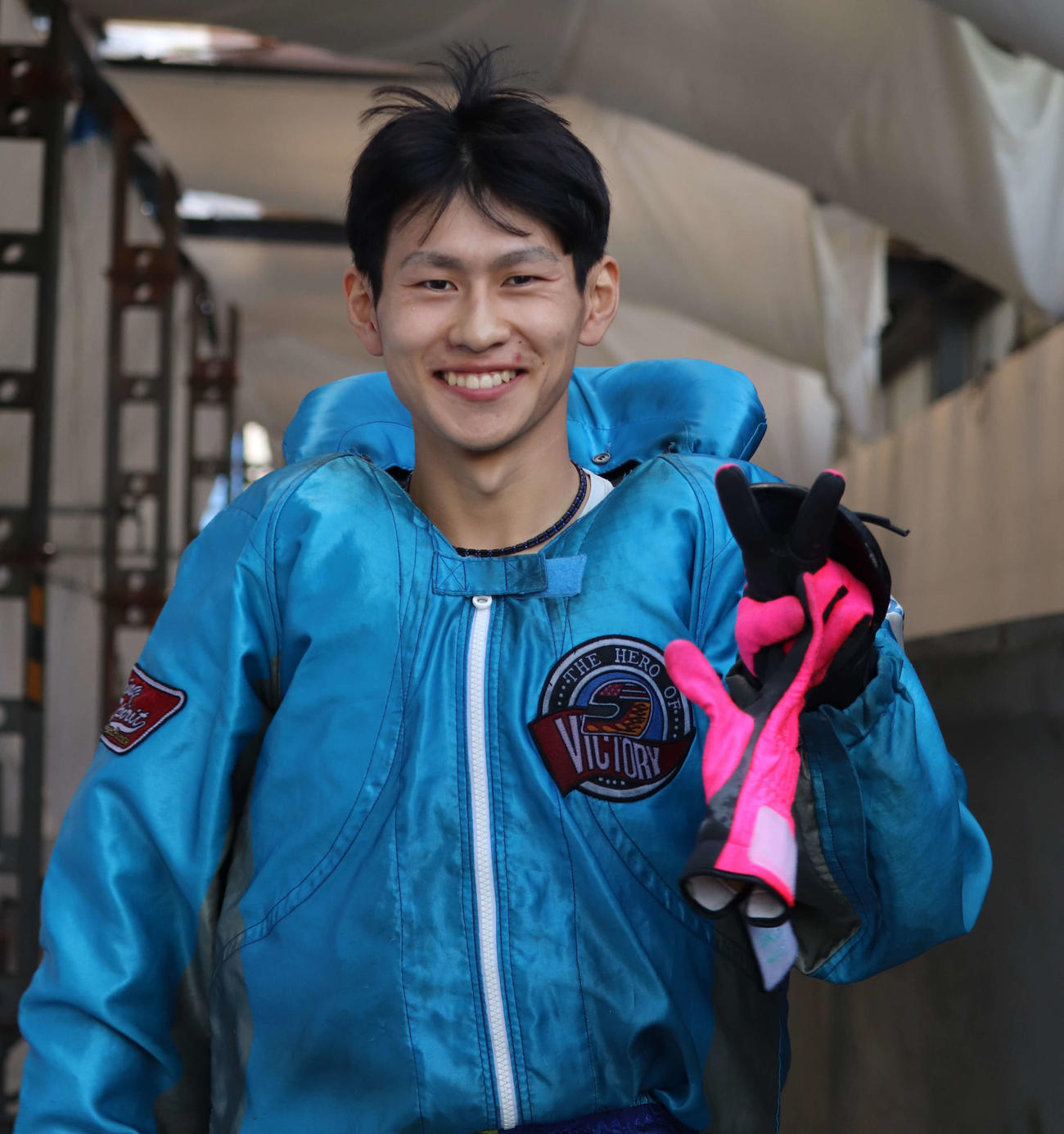 中野仁照が機敏なさばきで好勝負に持ち込む