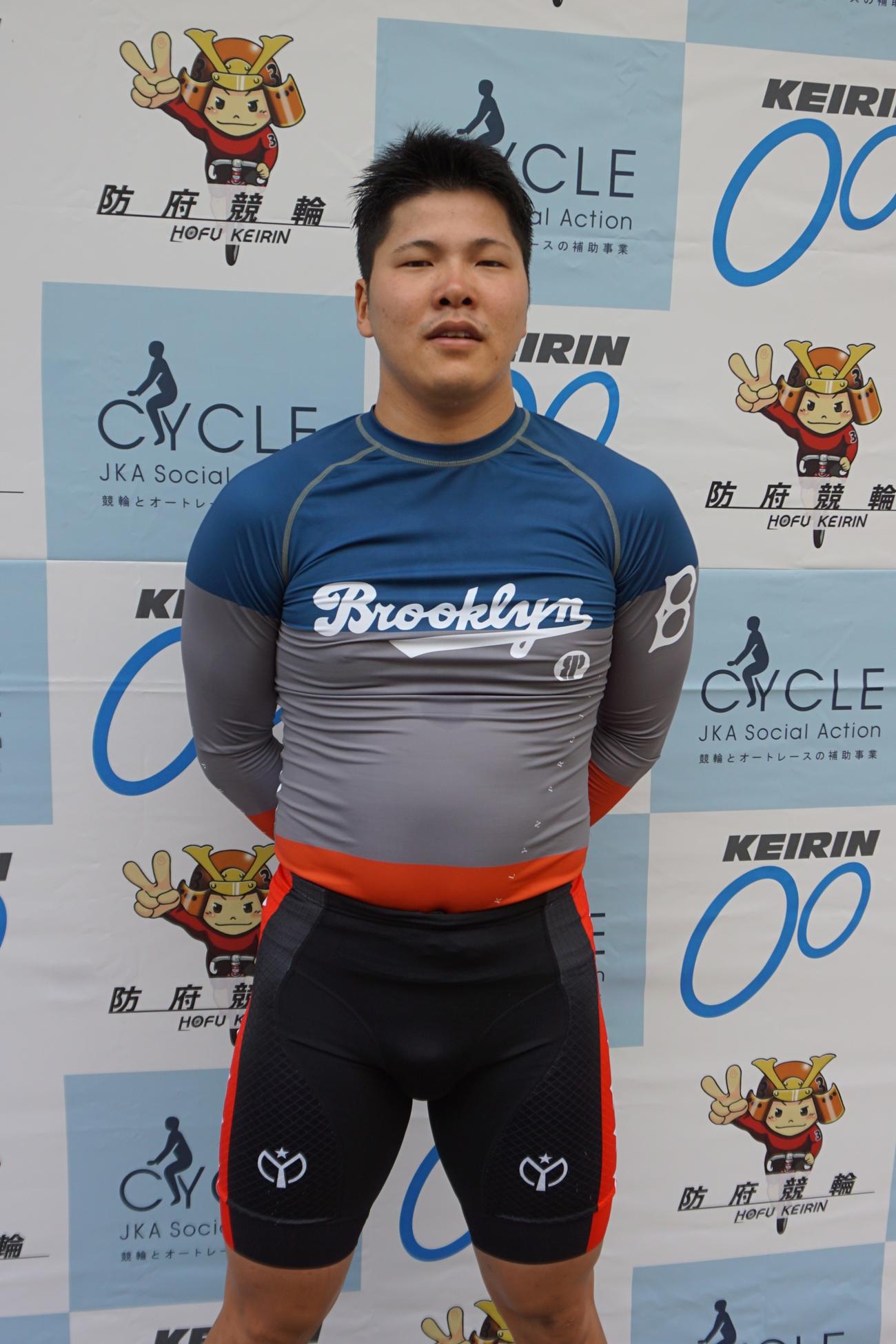 渡口勝成が地元バンクで躍動する