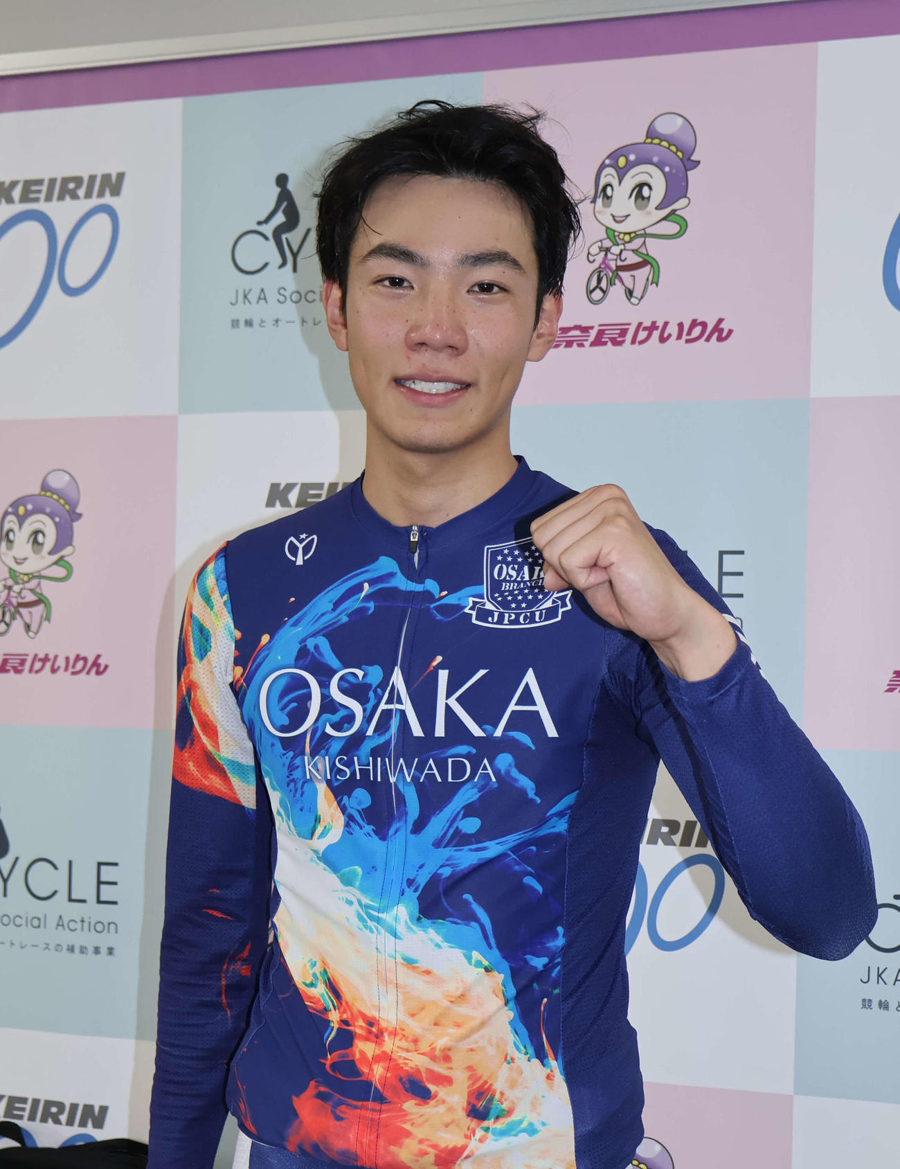原田翔真が4キロ個人追い抜きを制した（撮影・山田敏明）