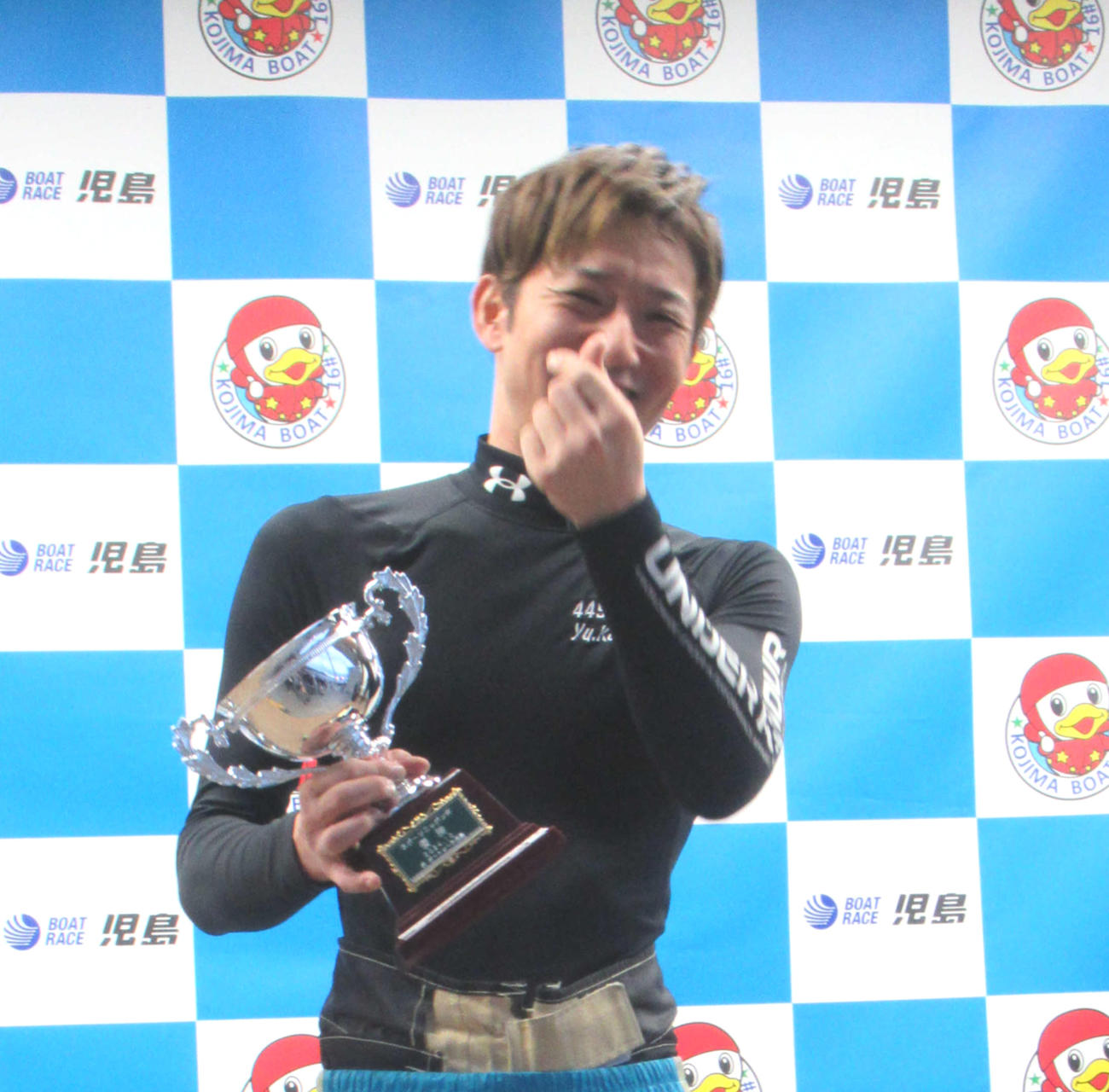 桑原悠はファンに向けて「きゅんです」