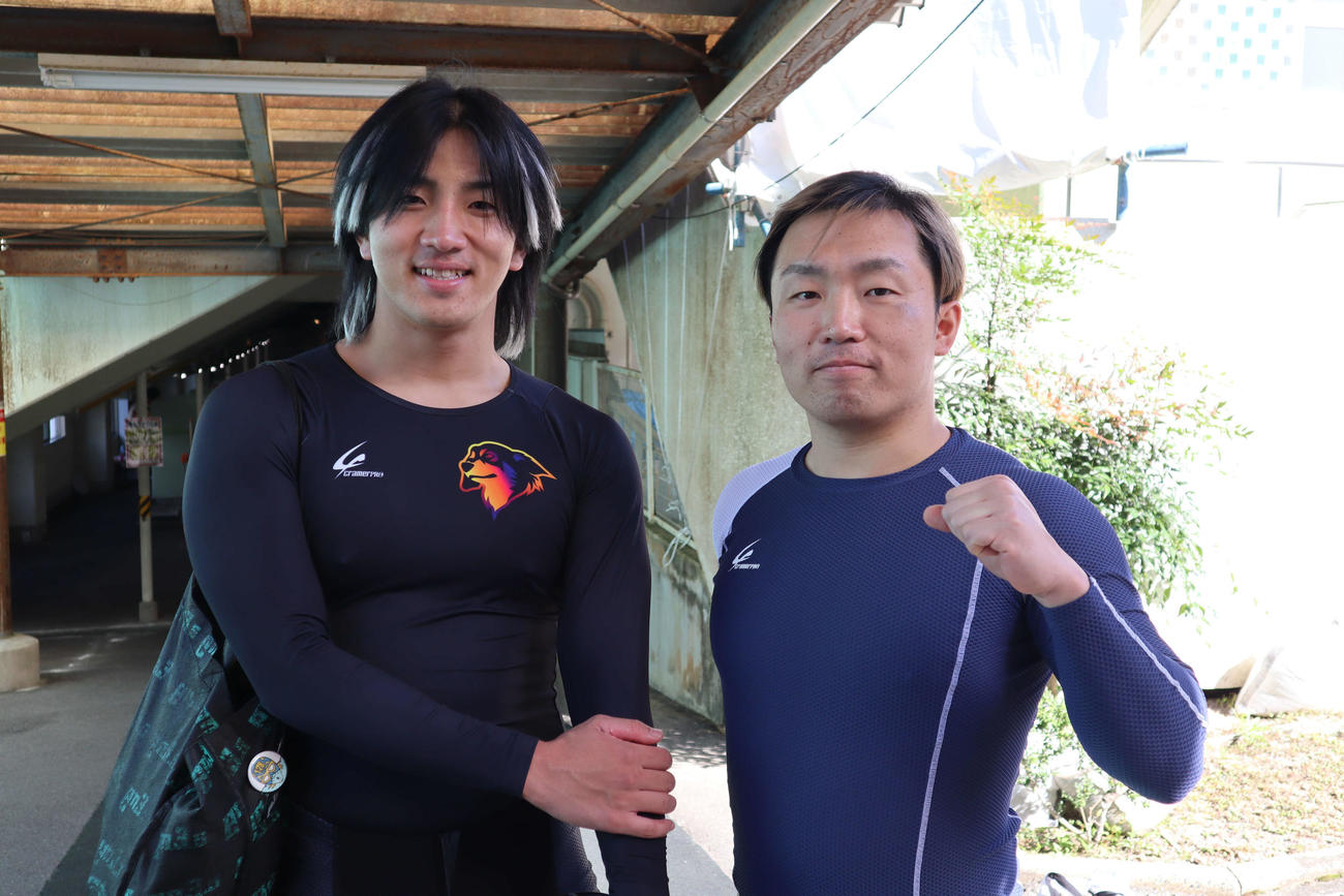 坂田康季が小柳智徳（右）の番手で地元初Vを目指す（撮影・音無剛）