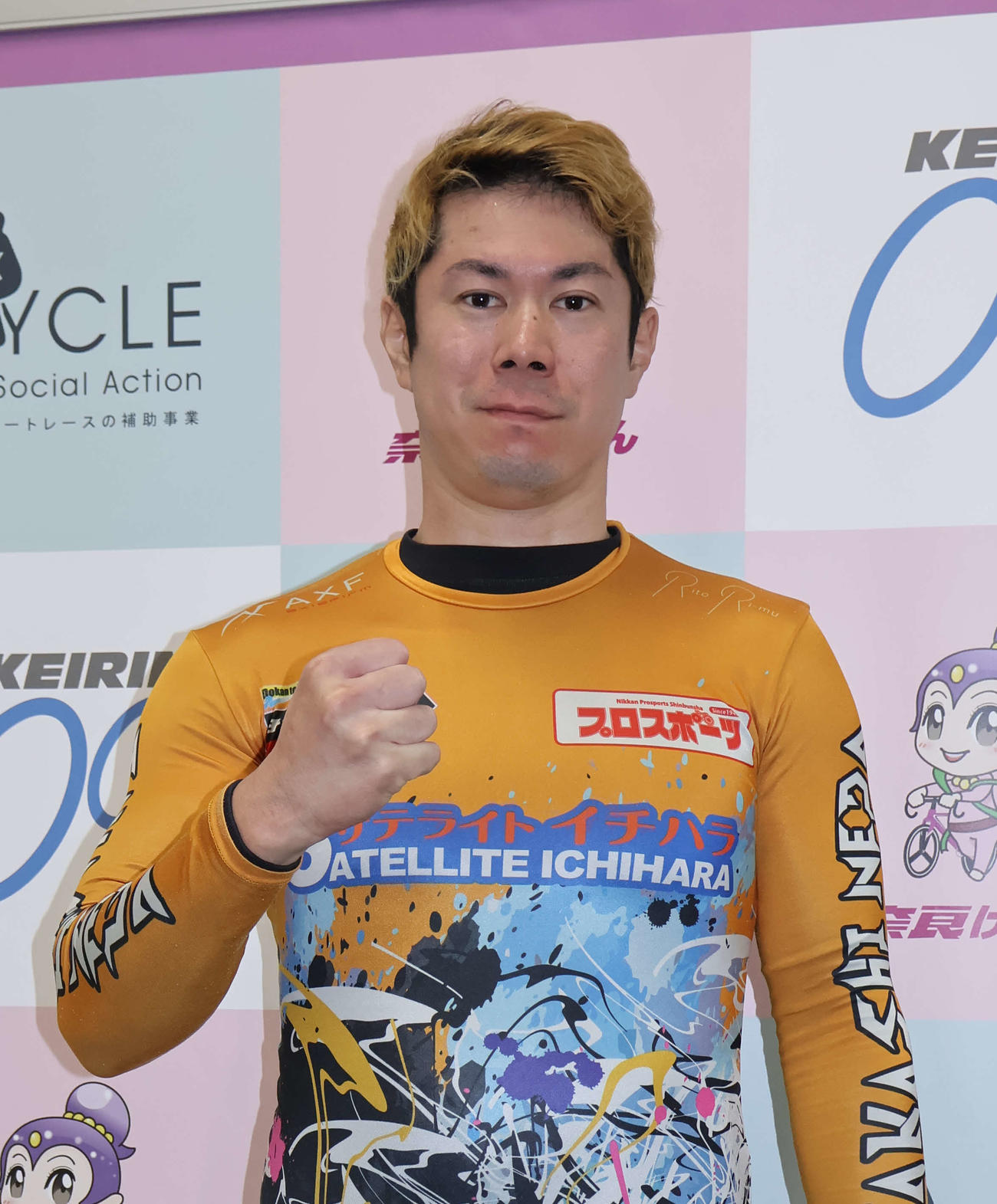 決勝12R、根田空史が逃げ切りVを目指す（撮影・山田敏明）