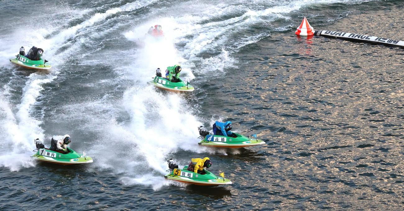優勝戦は間嶋仁志が2コースから冷静に舟を運びVをつかんだ（撮影・北條直治）
