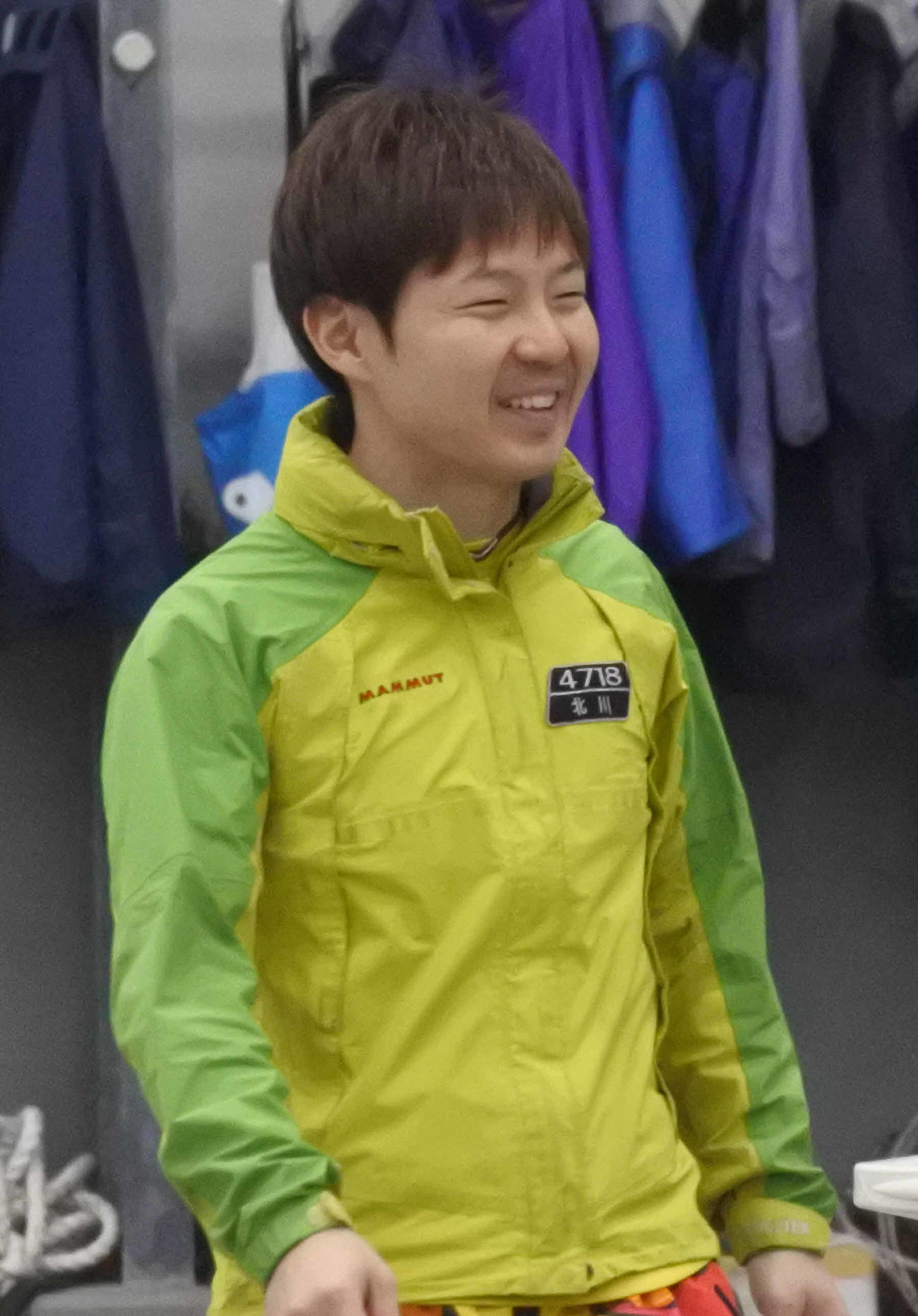 北川太一はデビュー初優勝を飾り、レース後もにっこり笑いたい