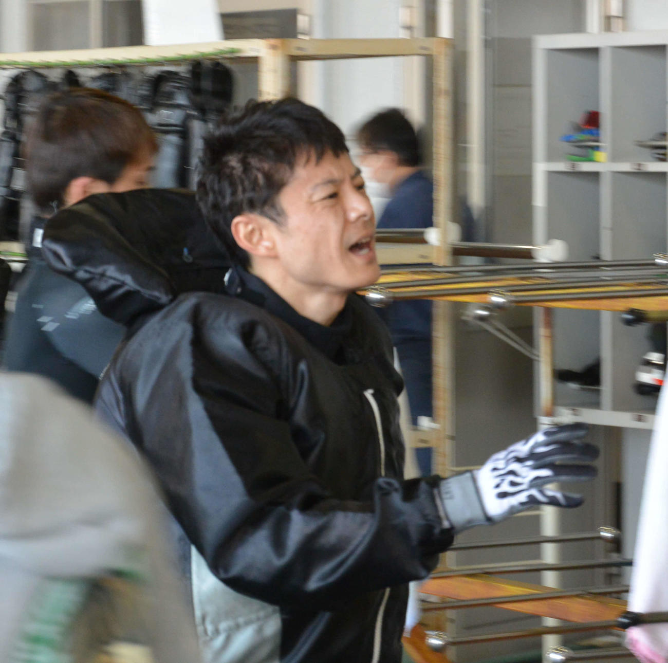 地元の君島秀三が、技ありの差し切りを決めた