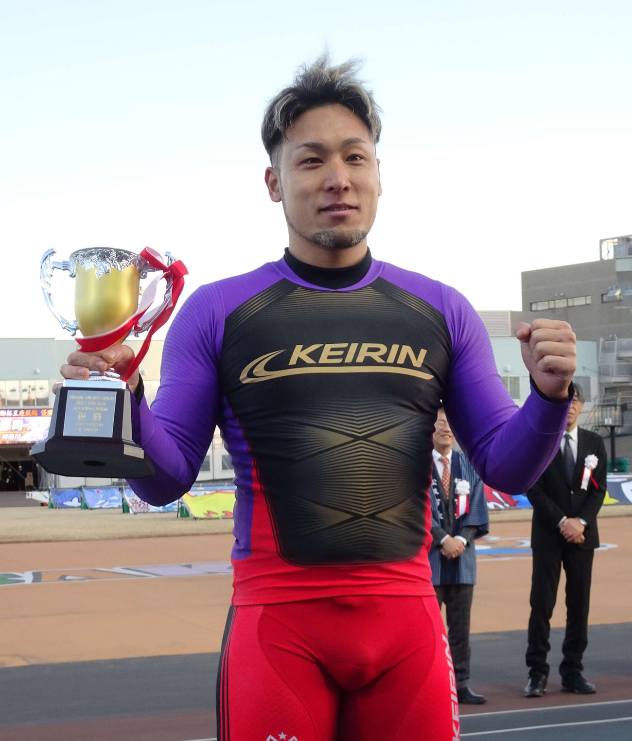 ドル箱バンクの松阪で周年記念連続Vを飾った郡司浩平
