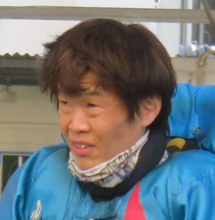 強力63号機で奮闘する水原慎